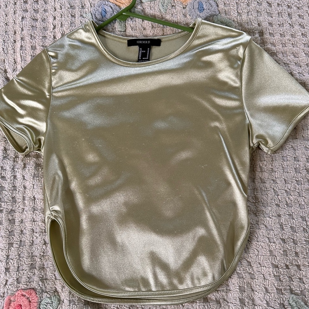 Size Medium Top Forever 21